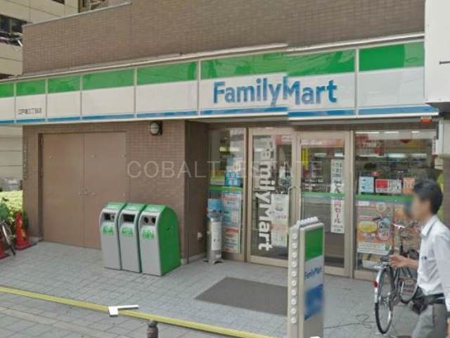 コンビニ